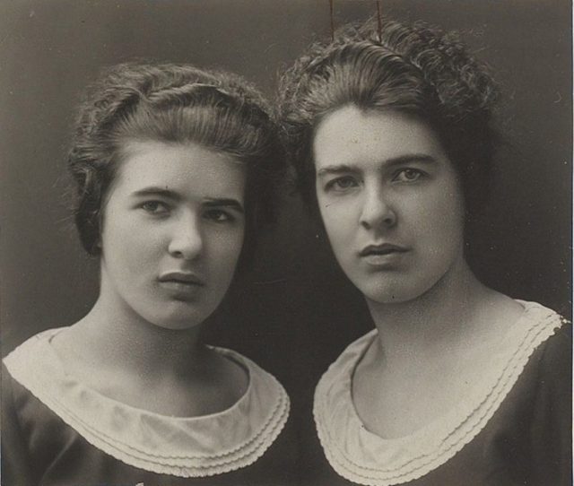 Papin-Sisters-1024x868